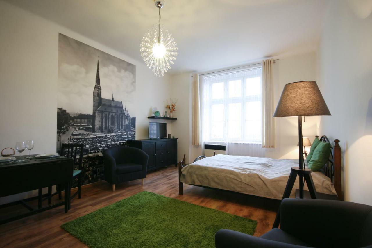 Apartman Mrakodrap Plzeň Eksteriør billede